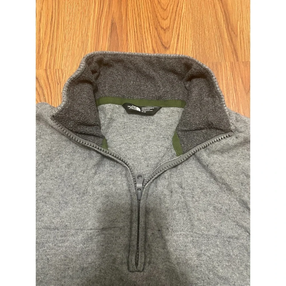 The North Face Quarter Zip Sweater Mens Medium Gray Fleece Lined